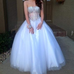 Beautiful prom wedding dress